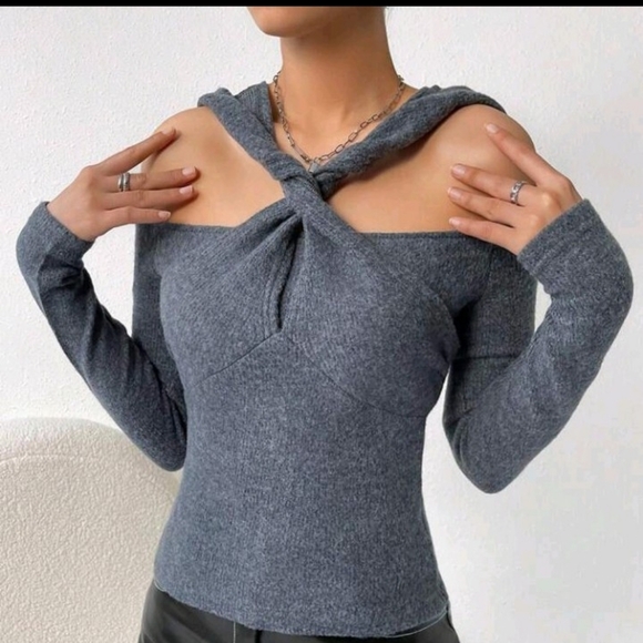 SHEIN Gray Off-the-Shoulder Sweater - Picture 2 of 4